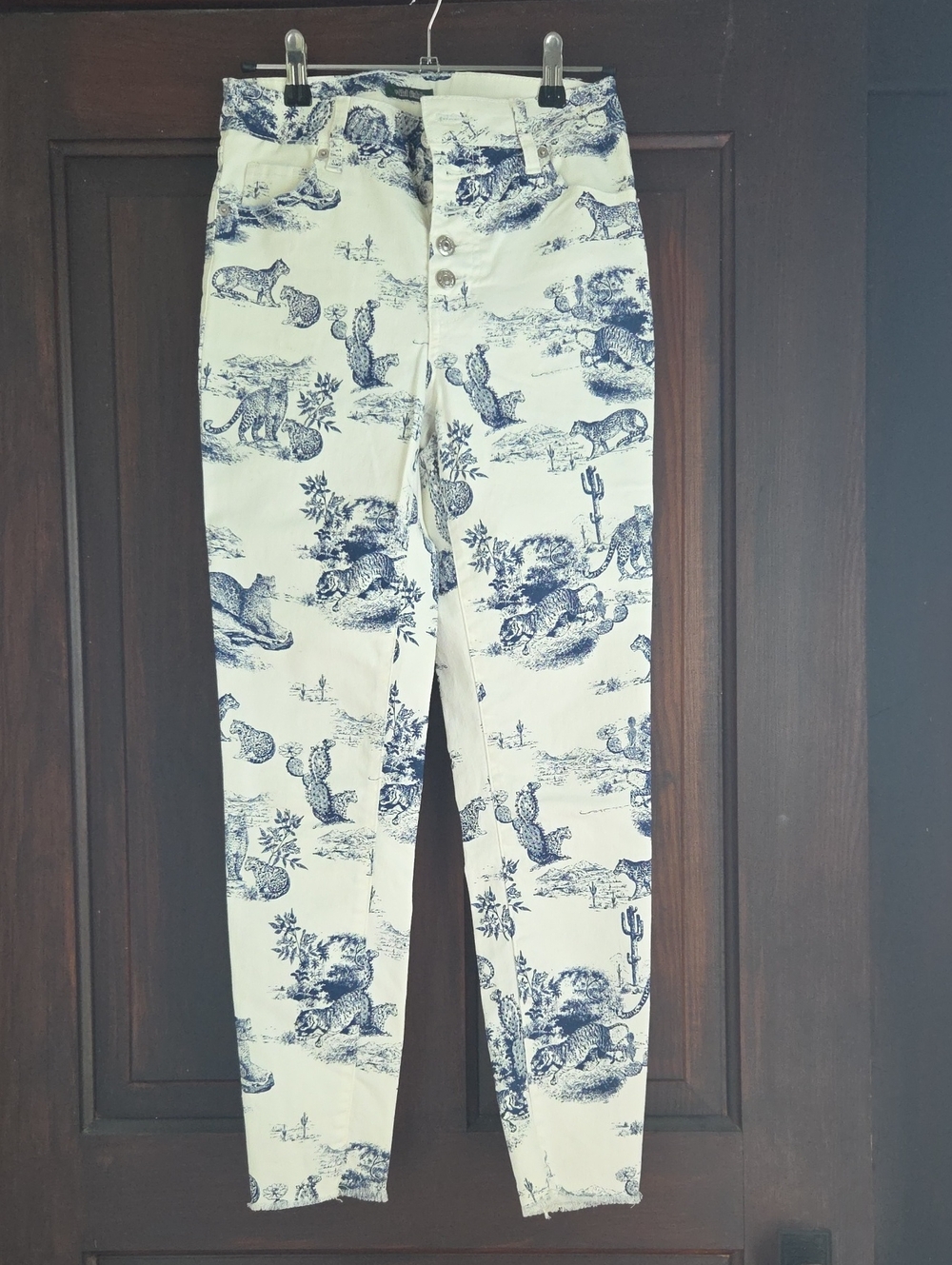 White and Navy Skinny Ankle Pants